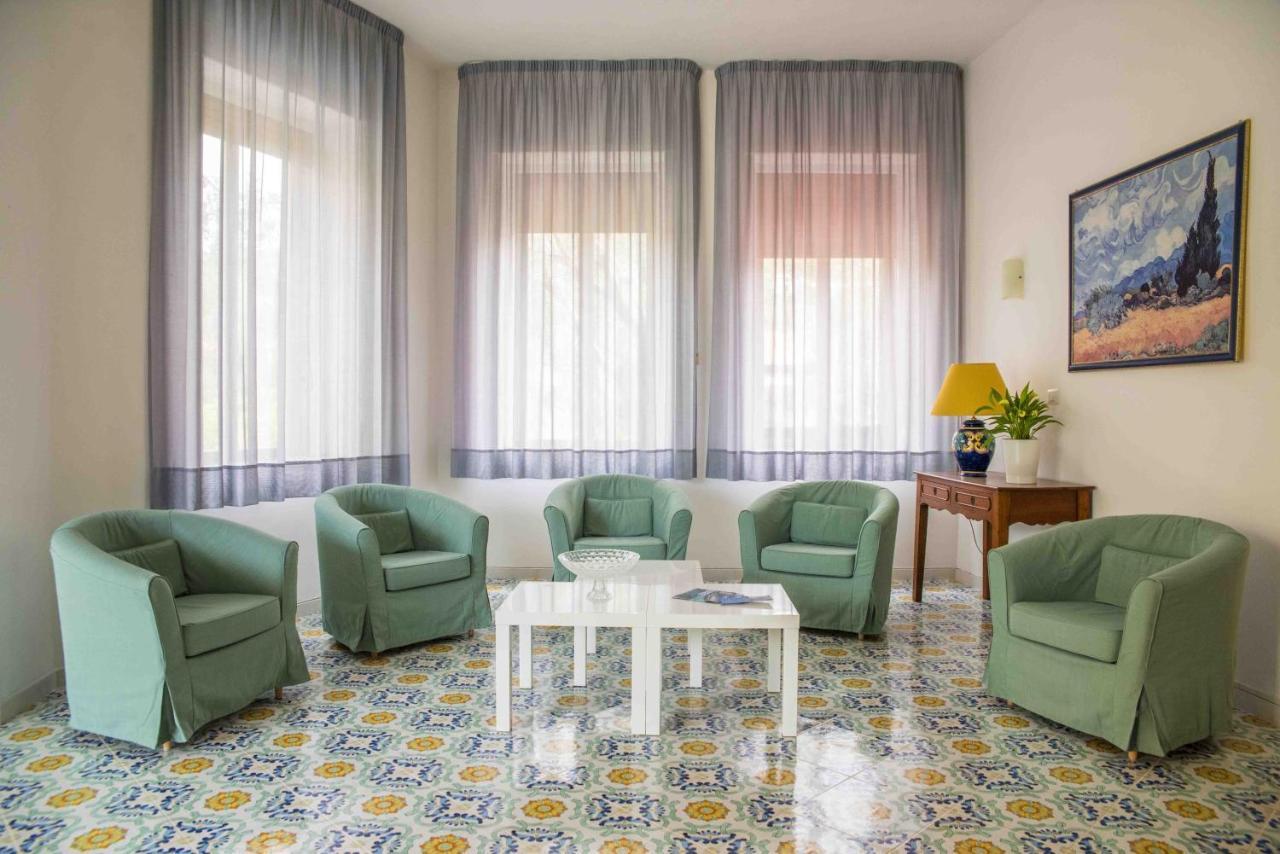 Hotel Royal Villammare Exteriér fotografie